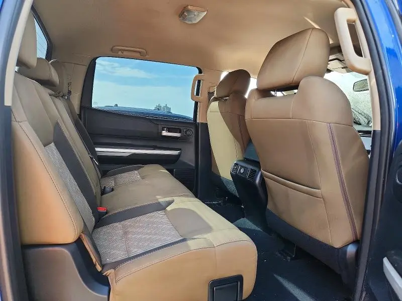 2014 TOYOTA TUNDRA CREWMAX SR5  
