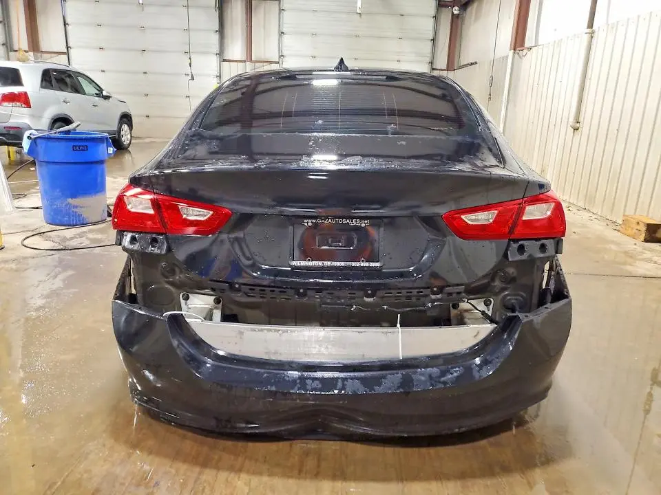 2017 CHEVROLET MALIBU LT  