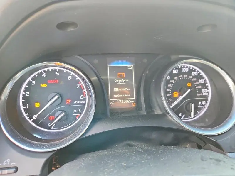 2018 TOYOTA CAMRY SE  