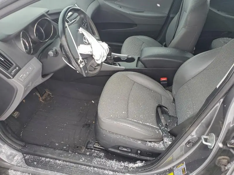 2011 HYUNDAI SONATA SE  