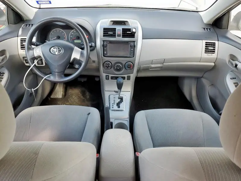2013 TOYOTA COROLLA BASE  