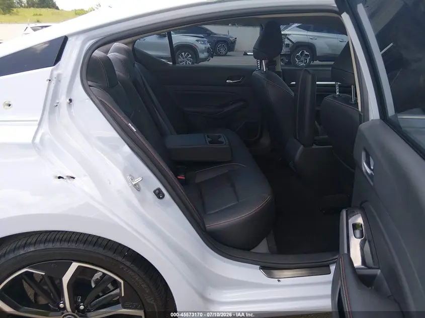 2025 NISSAN ALTIMA SR FWD