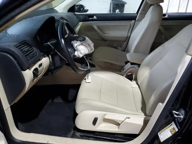 2010 VOLKSWAGEN JETTA LIMITED  