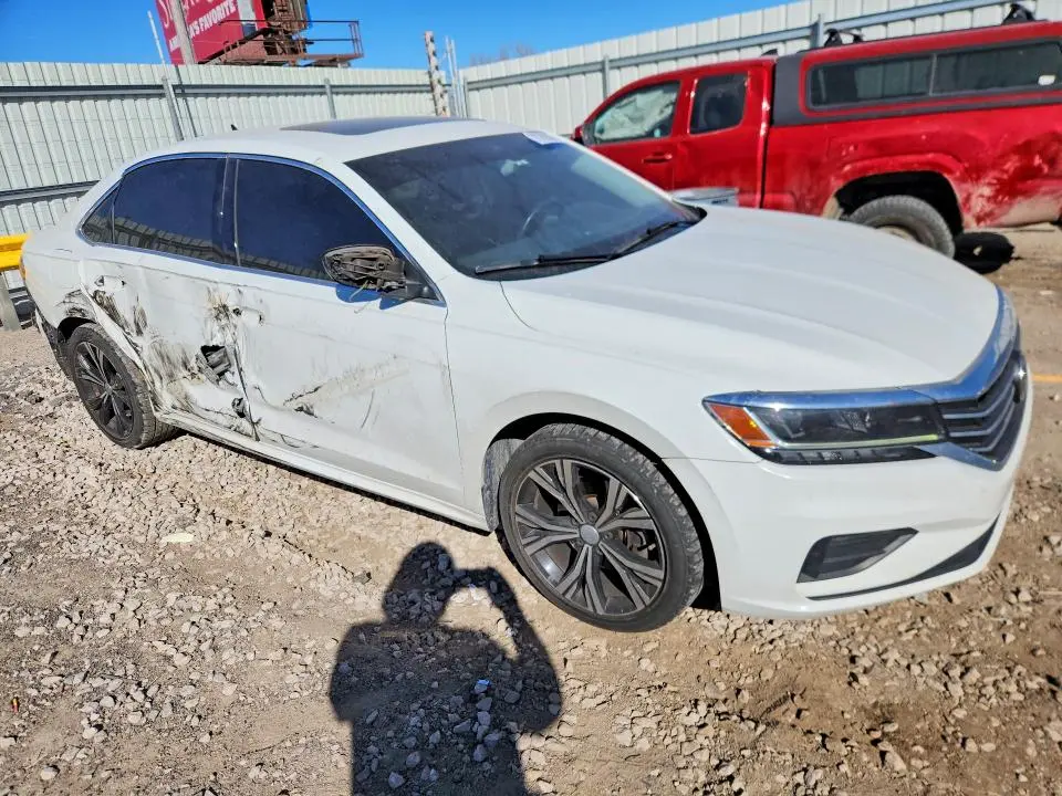 2021 VOLKSWAGEN PASSAT SE  