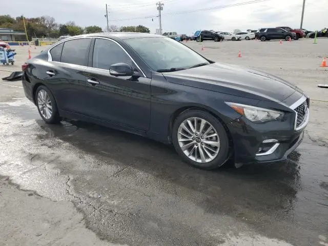 2021 INFINITI Q50 LUXE  