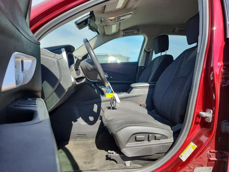 2017 CHEVROLET EQUINOX LT  