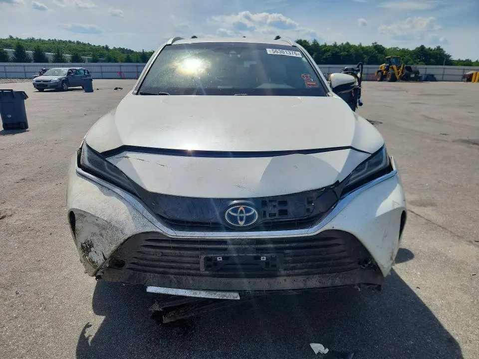 2021 TOYOTA VENZA XLE  