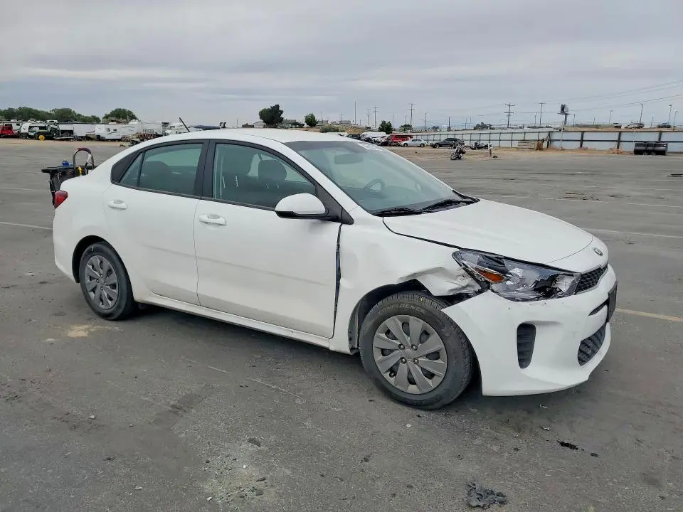 2020 KIA RIO S  