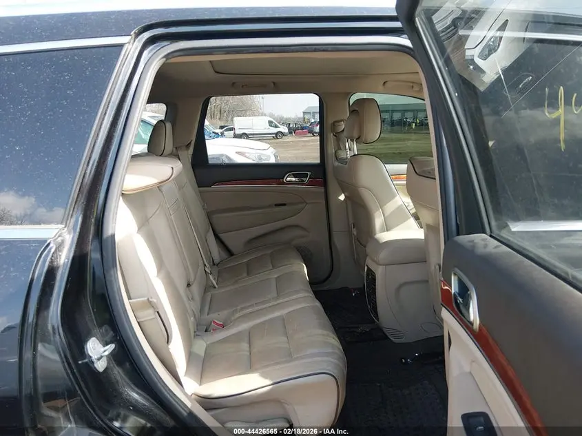 2011 JEEP GRAND CHEROKEE OVERLAND