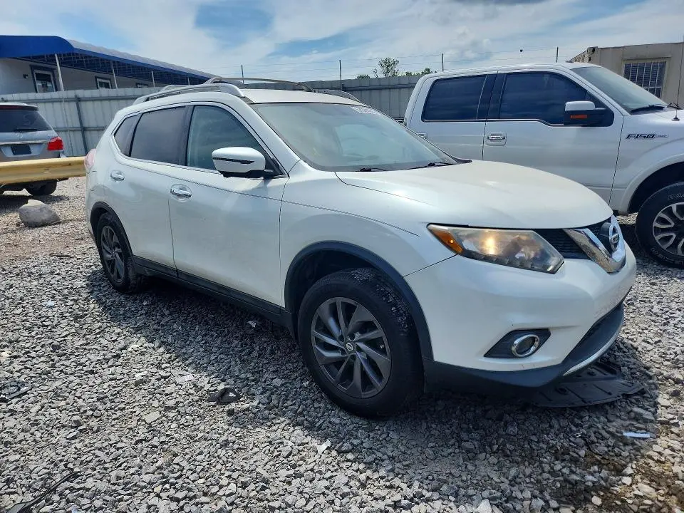 2016 NISSAN ROGUE SL  