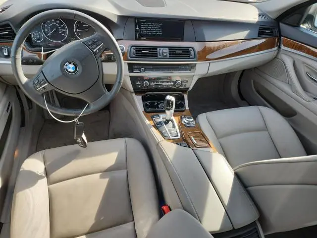 2012 BMW 528 XI  