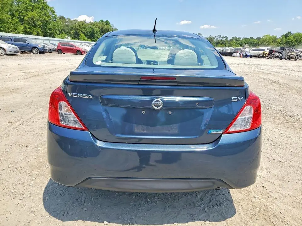 2015 NISSAN VERSA 1.6 SV  