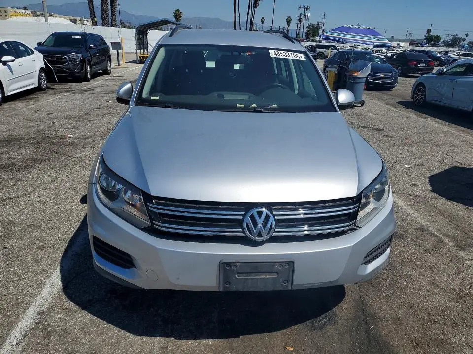 2016 VOLKSWAGEN TIGUAN S  