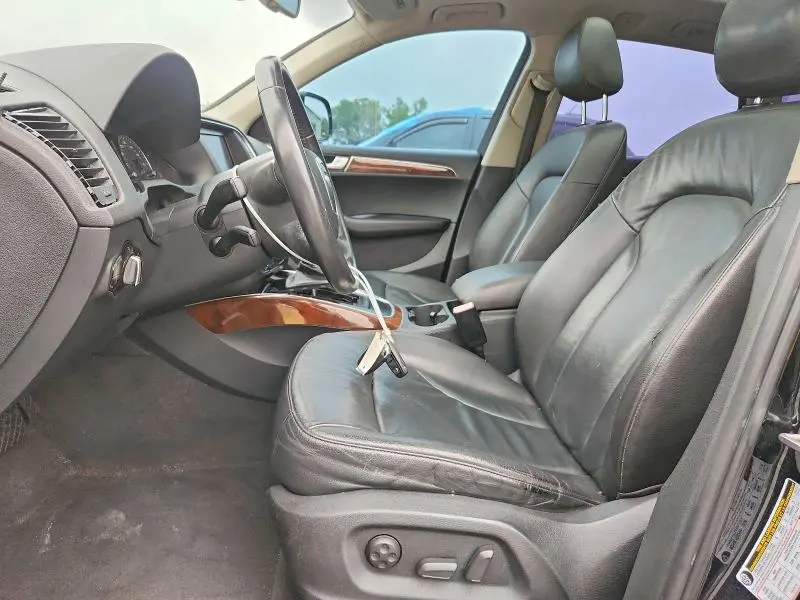 2010 AUDI Q5 PREMIUM PLUS  