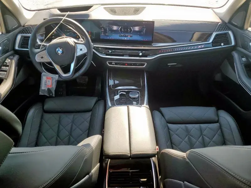 2025 BMW X7 XDRIVE40I  