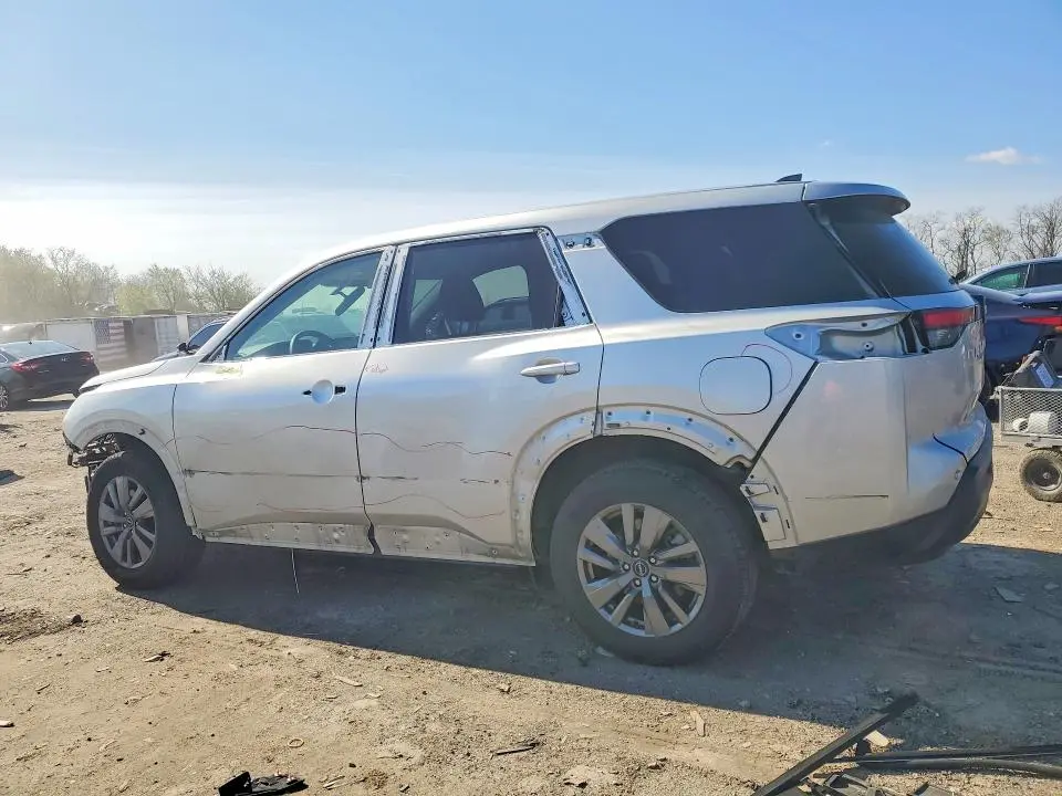 2024 NISSAN PATHFINDER S  