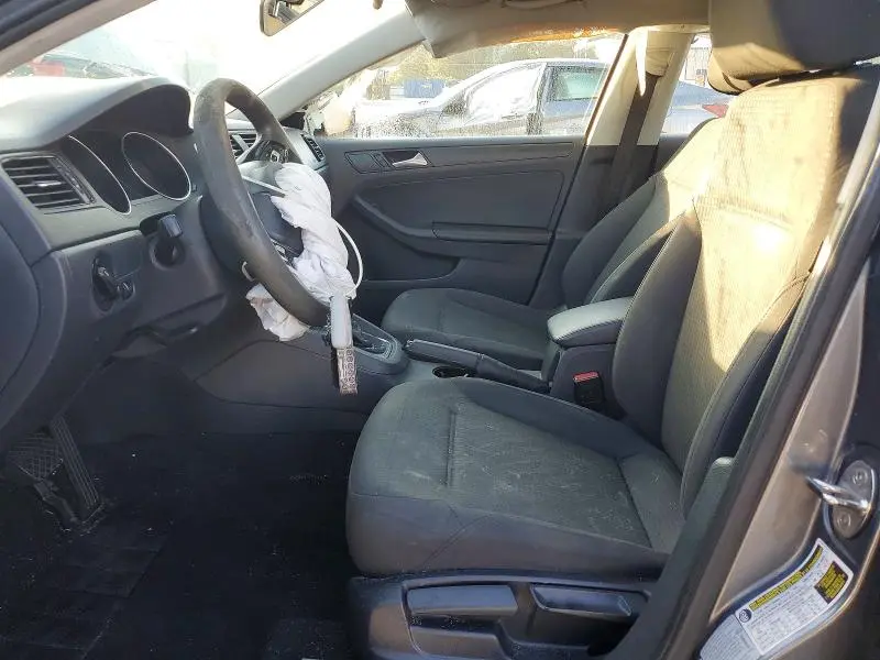 2015 VOLKSWAGEN JETTA BASE  