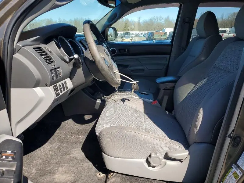 2012 TOYOTA TACOMA V6  