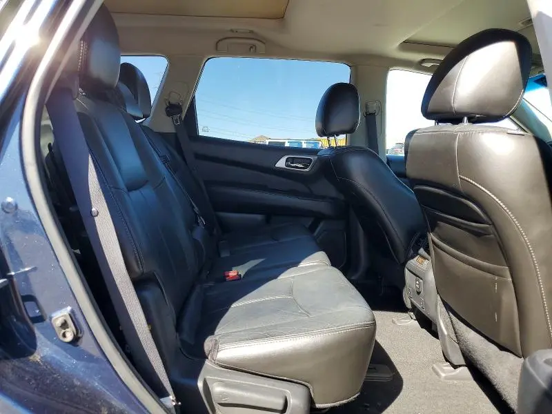 2013 NISSAN PATHFINDER S  