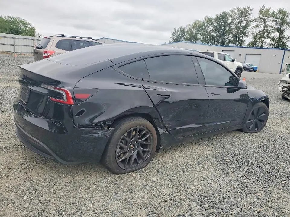 2024 TESLA MODEL 3   