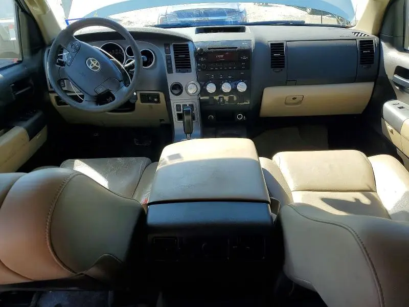 2010 TOYOTA TUNDRA CREWMAX SR5  