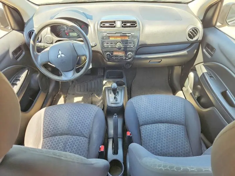 2015 MITSUBISHI MIRAGE DE  