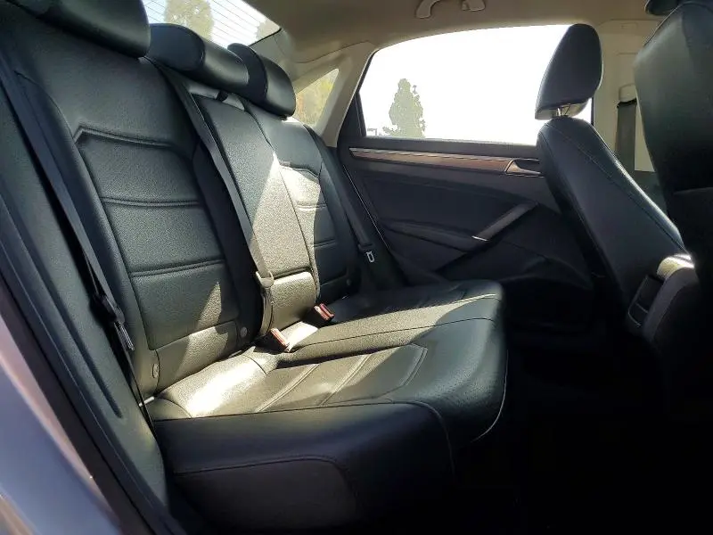 2016 VOLKSWAGEN PASSAT S  