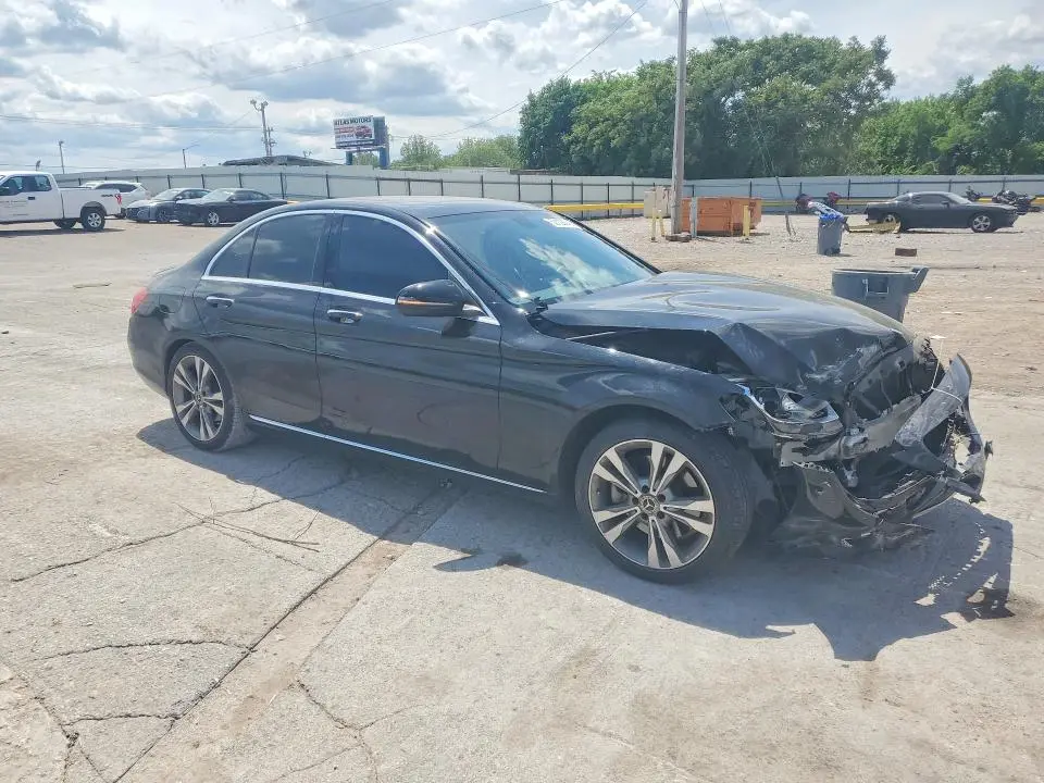 2018 MERCEDES-BENZ C 300  