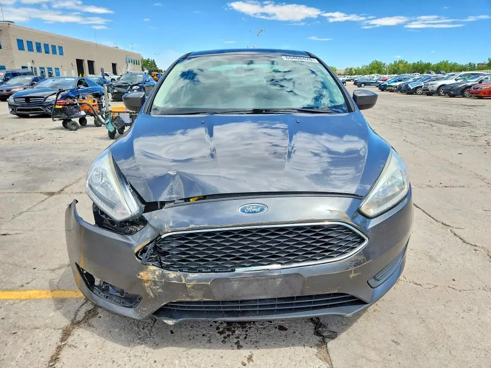2018 FORD FOCUS SE  