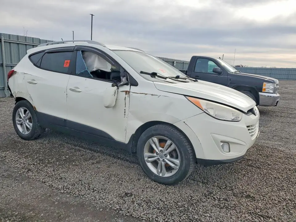 2011 HYUNDAI TUCSON GLS  