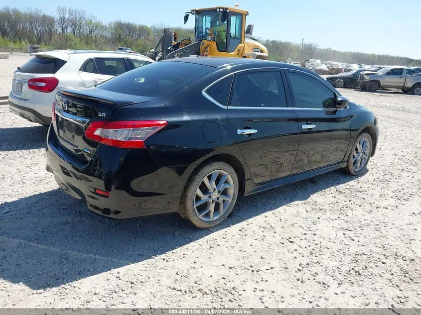 2014 NISSAN SENTRA SR