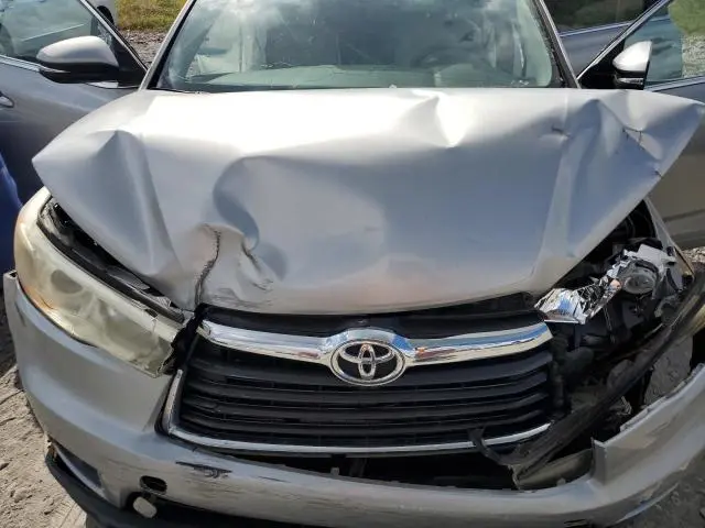 2014 TOYOTA HIGHLANDER XLE  