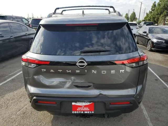 2025 NISSAN PATHFINDER SV  