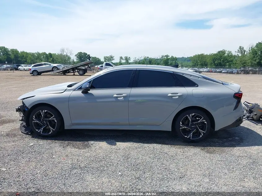 2025 KIA K5 GT-LINE