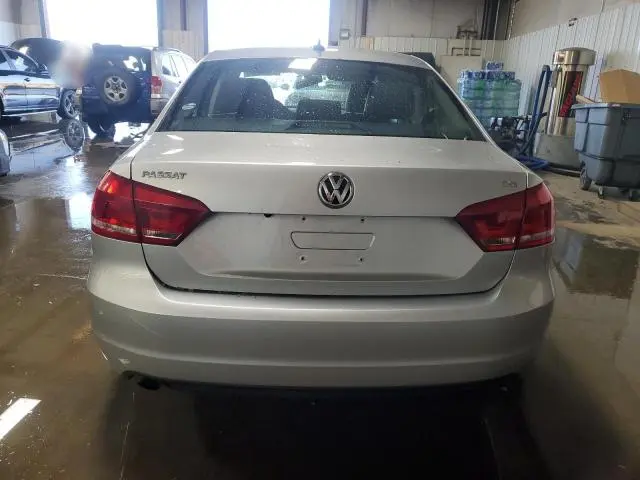 2015 VOLKSWAGEN PASSAT S  