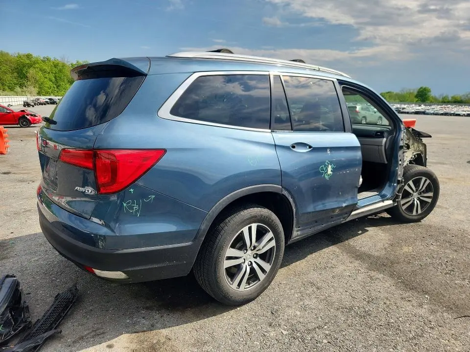 2017 HONDA PILOT EXL  