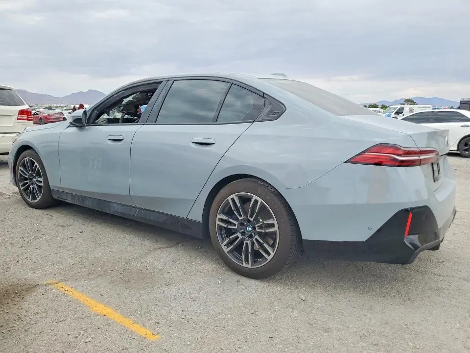 2025 BMW 530 I  