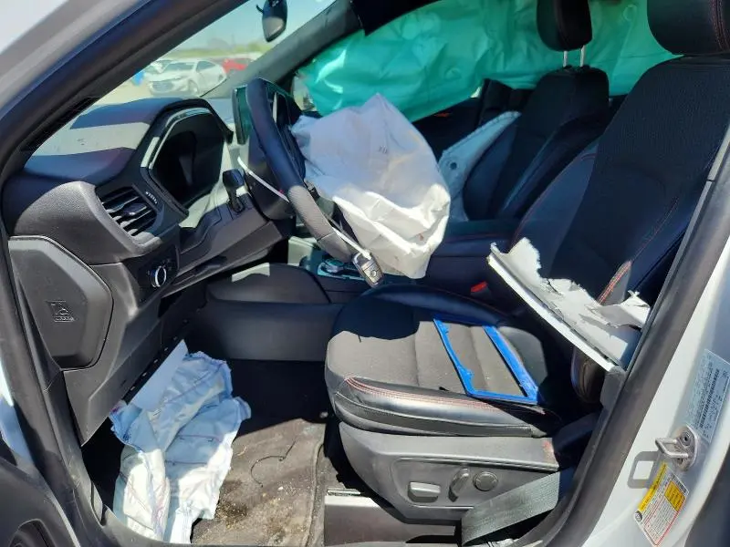 2025 FORD ESCAPE ST LINE  
