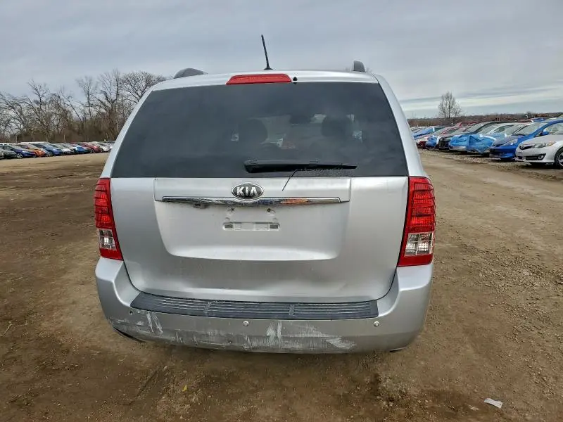 2014 KIA SEDONA LX  