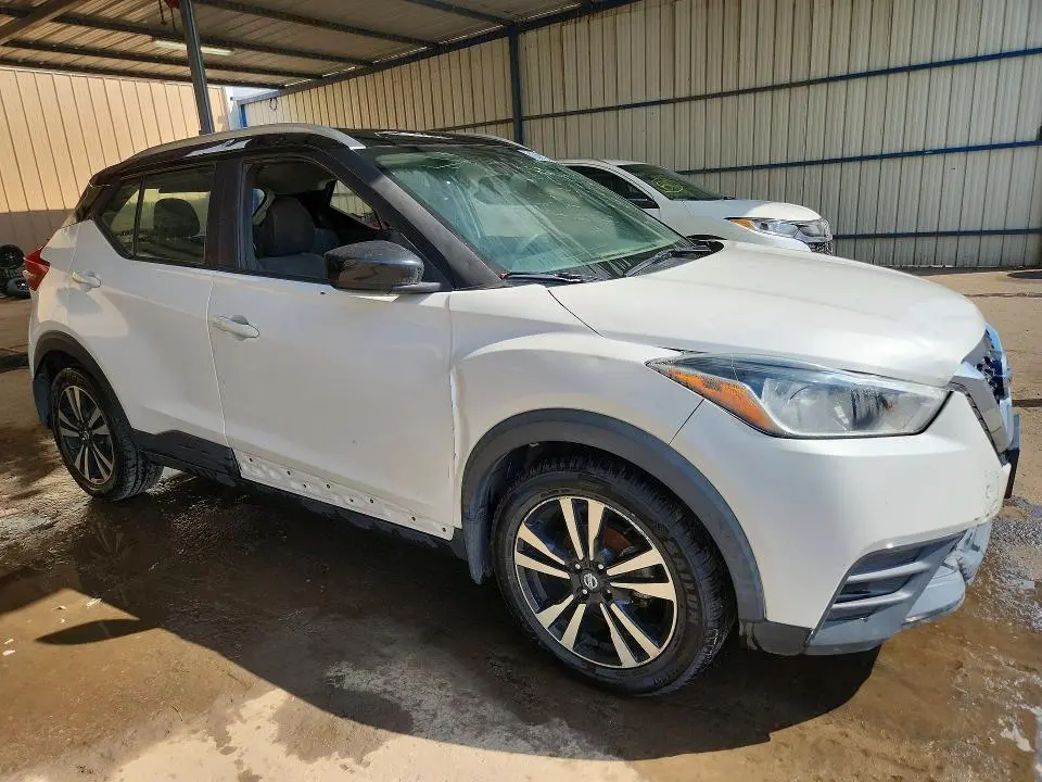 2020 NISSAN KICKS SV  