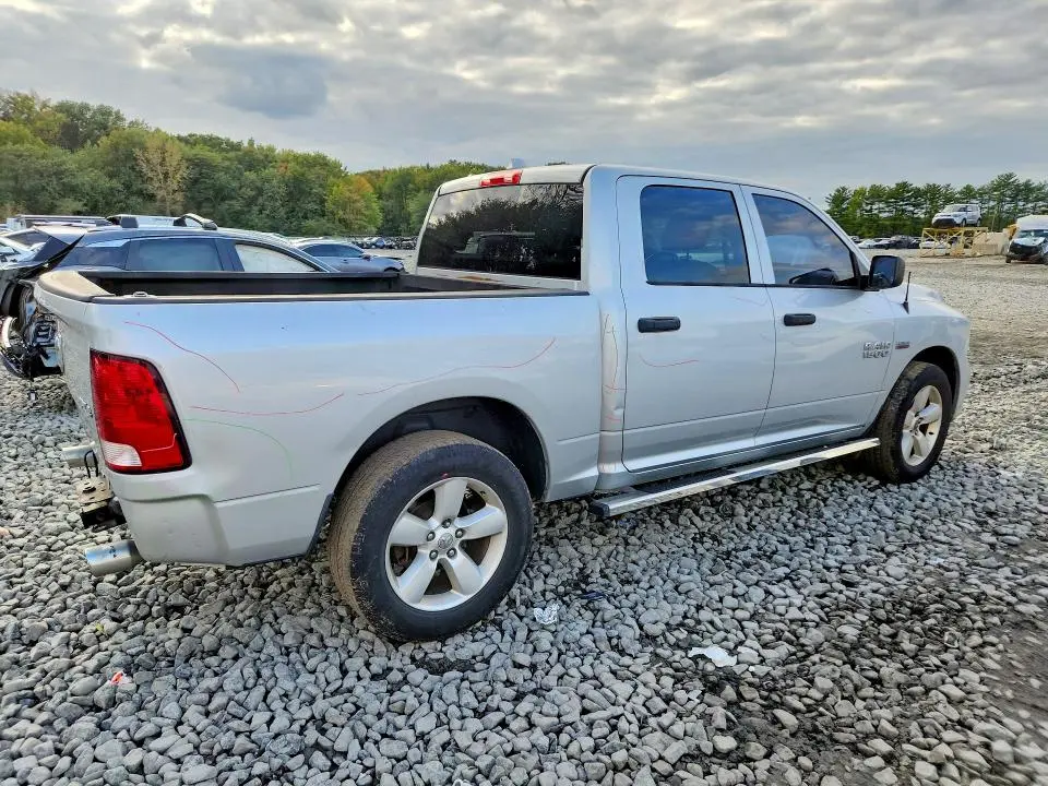 2015 RAM 1500 ST  