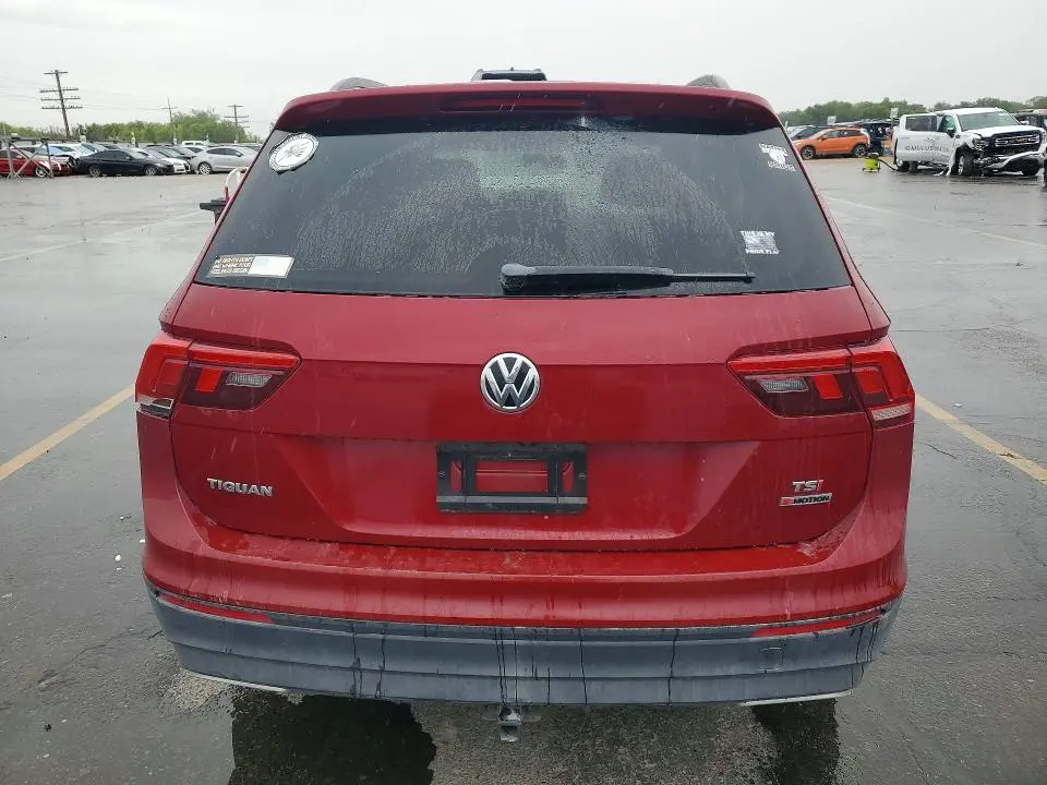 2018 VOLKSWAGEN TIGUAN S  