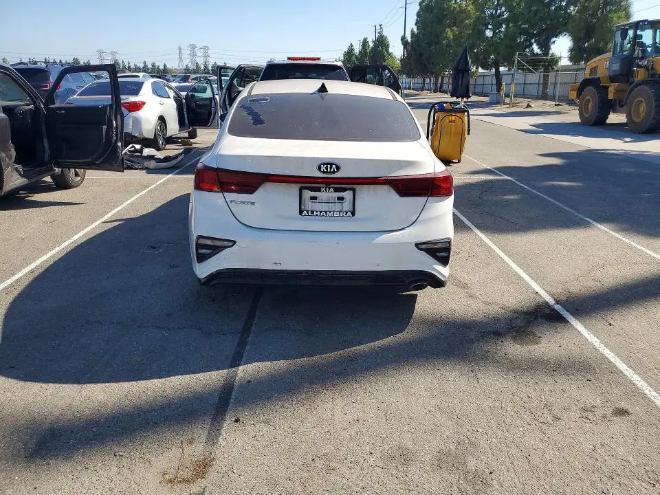 2019 KIA FORTE LXS  