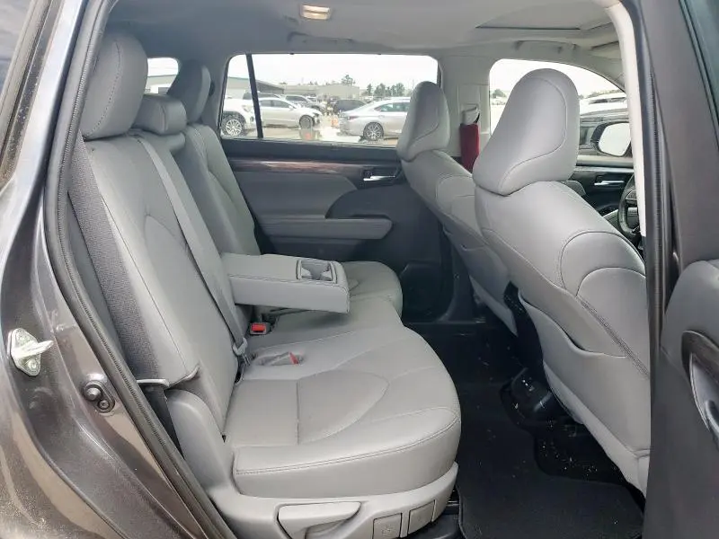 2020 TOYOTA HIGHLANDER HYBRID LIMITED  