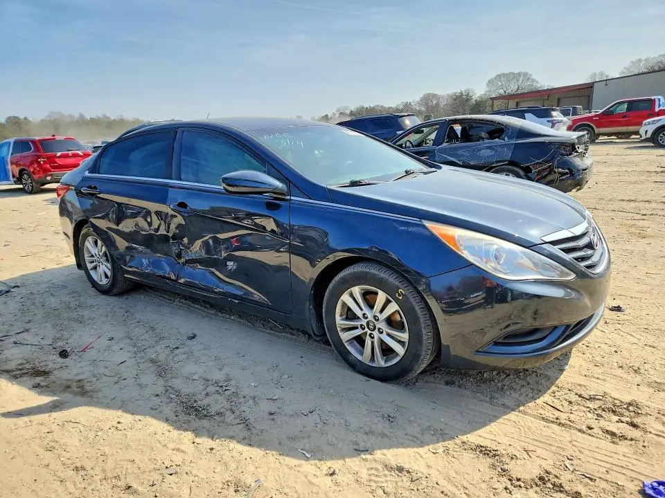 2012 HYUNDAI SONATA GLS  
