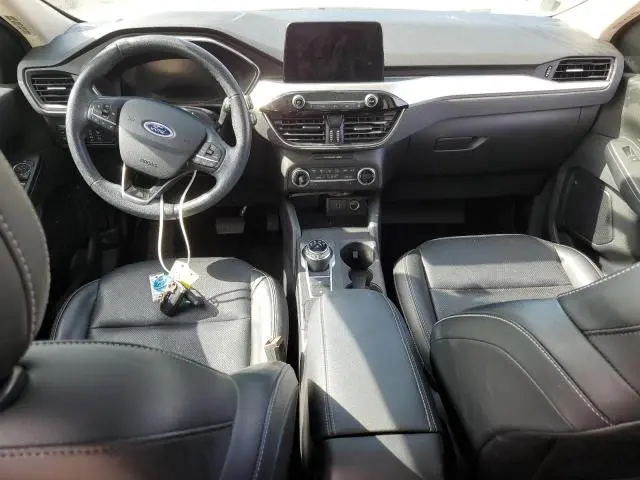 2020 FORD ESCAPE SE SPORT  