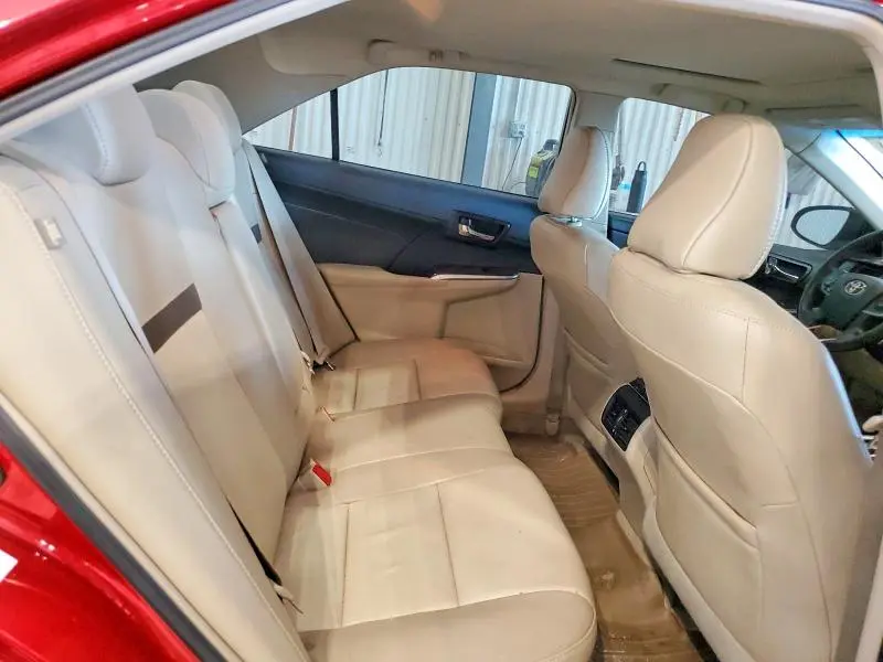 2014 TOYOTA CAMRY XLE V6  