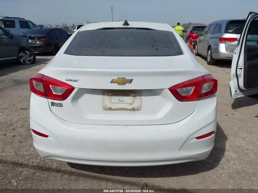 2018 CHEVROLET CRUZE LS AUTO