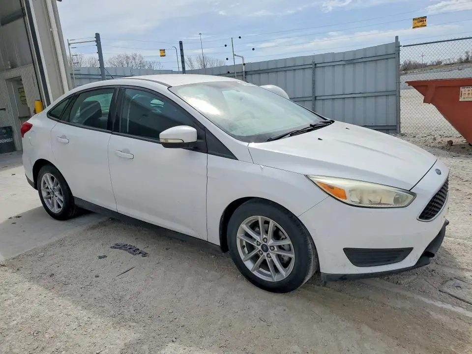 2016 FORD FOCUS SE  