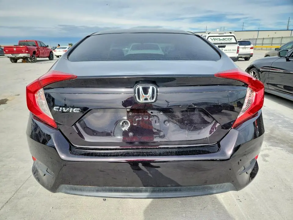 2016 HONDA CIVIC LX  